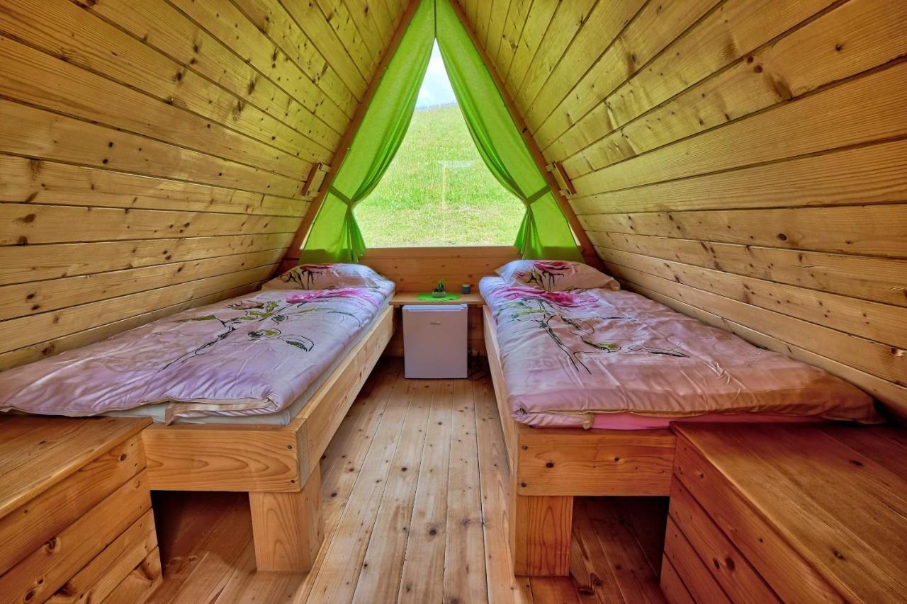 מלון Vitanje Glamping Brodej מראה חיצוני תמונה