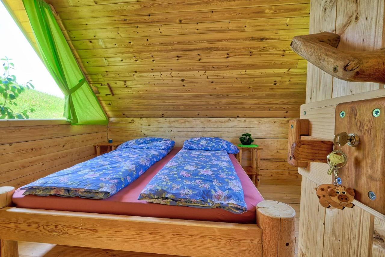 מלון Vitanje Glamping Brodej מראה חיצוני תמונה